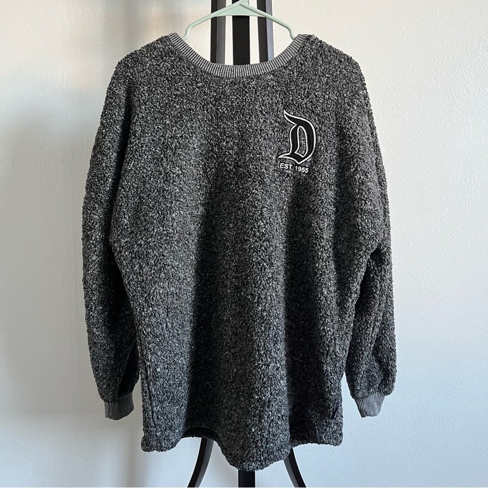 Disney Parks Size Medium Disneyland Resort Crewneck Pullover